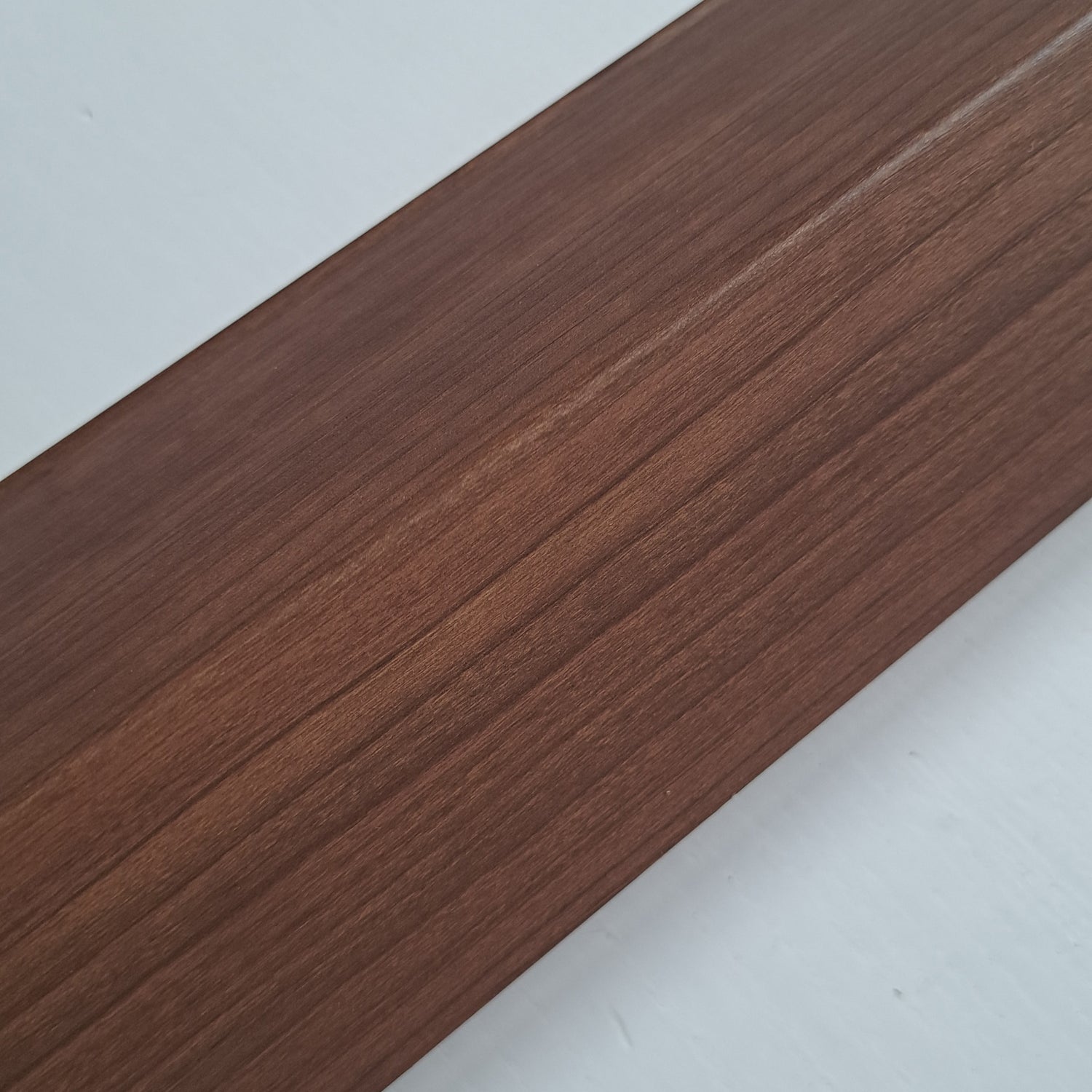 Divisória de ambiente PVC padrão Madeira Carvalho 7cmx7cm com 2,8 metros