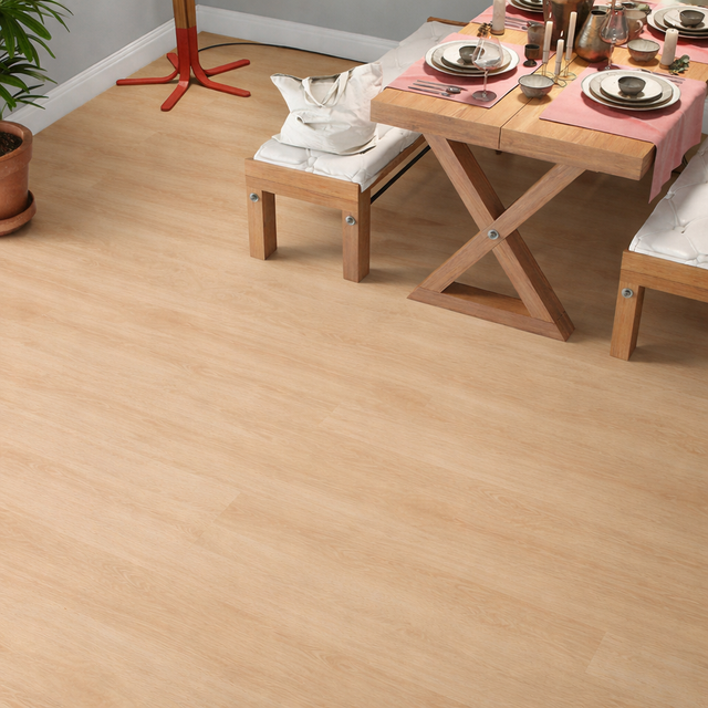 Pavimento vinílico SPC adesivo madeira freixo