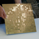 Adesivo de parede Mosaico Metálico dourado