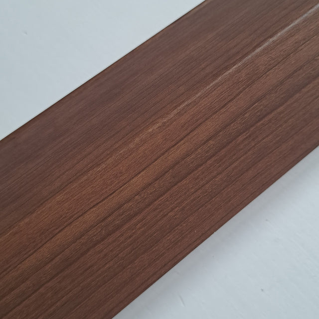 Divisória de ambiente PVC padrão Madeira Carvalho 7cmx7cm com 2,8 metros