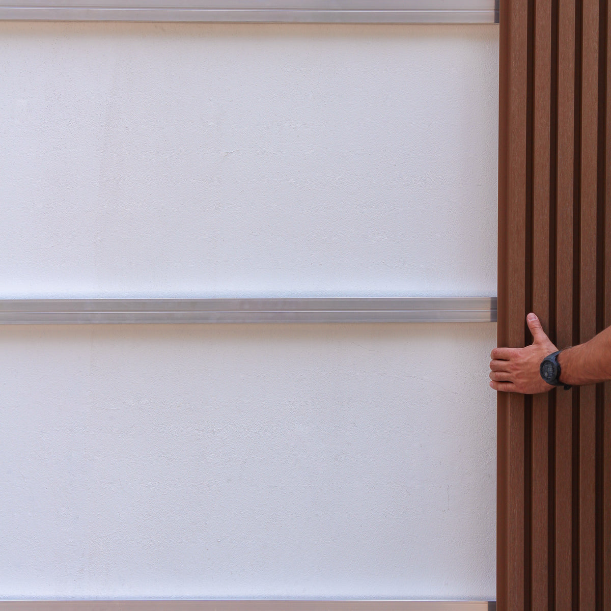 Perfil de alumínio 2,5x5cm – 2,2 m para instalação de painel ripado ...