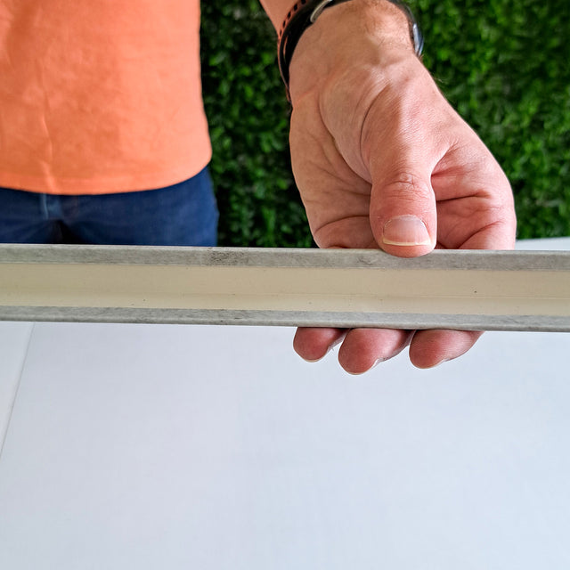 Perfil em L SPC Cinza 2cmx2cm com 2,4 metros