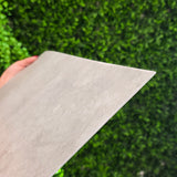 Revestimento vinílico chão e parede LVT dry back cinzento